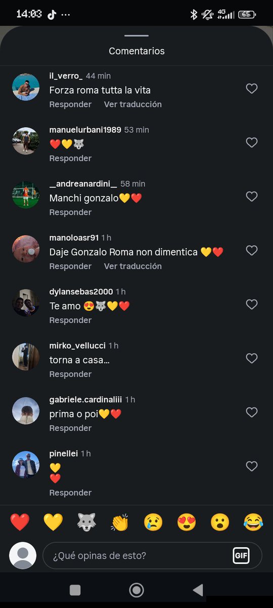 markitostada's tweet photo. lo de Gonzalo y los aficionados de la roma que es. están todos locos por el es alucinante. que bonito tener un jugador así de querido en todas partes https://t.co/rmlq0x5RhD
