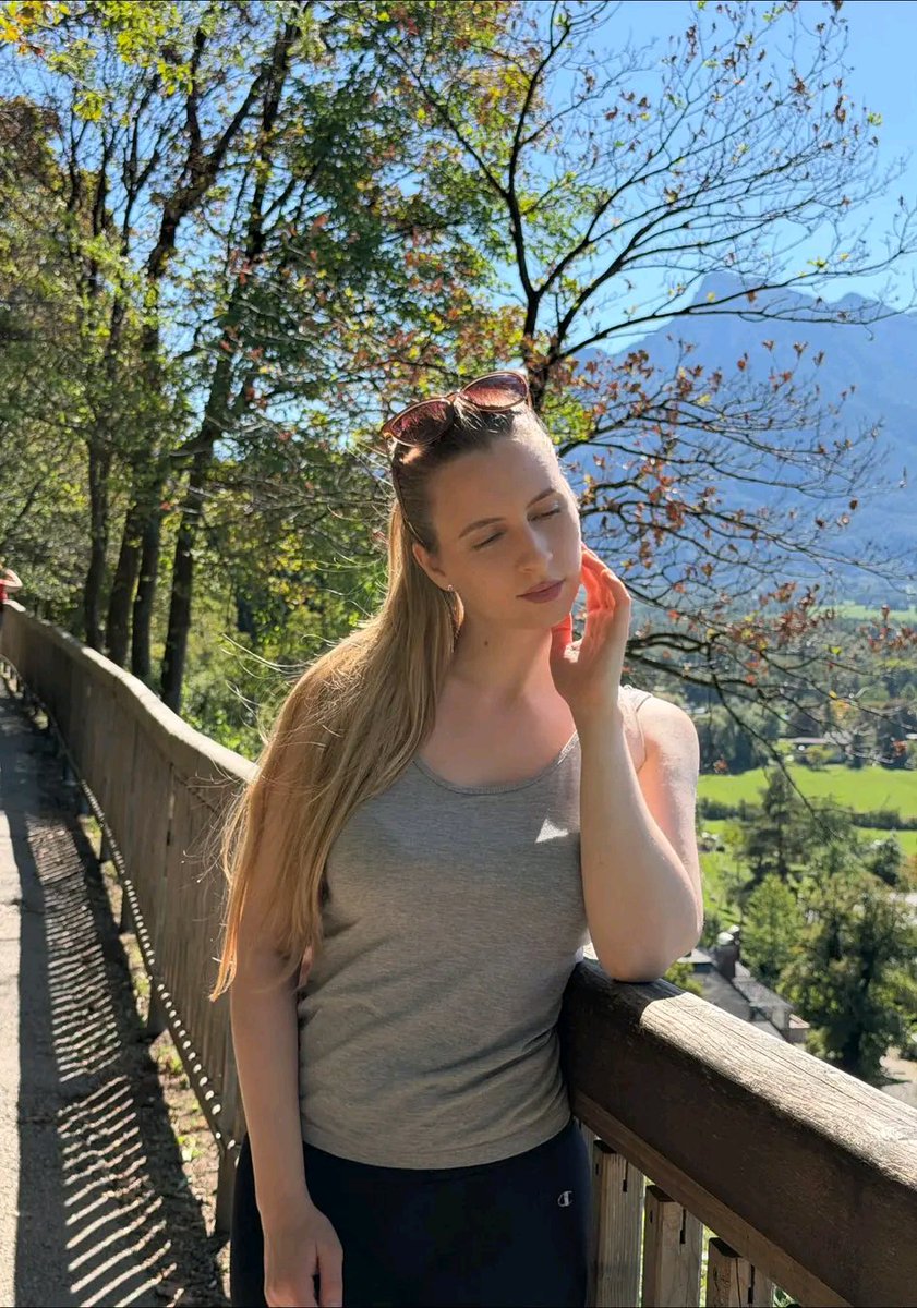renaj9bv's tweet photo. do you like hiking?⛰️ https://t.co/pxZtks8v1K