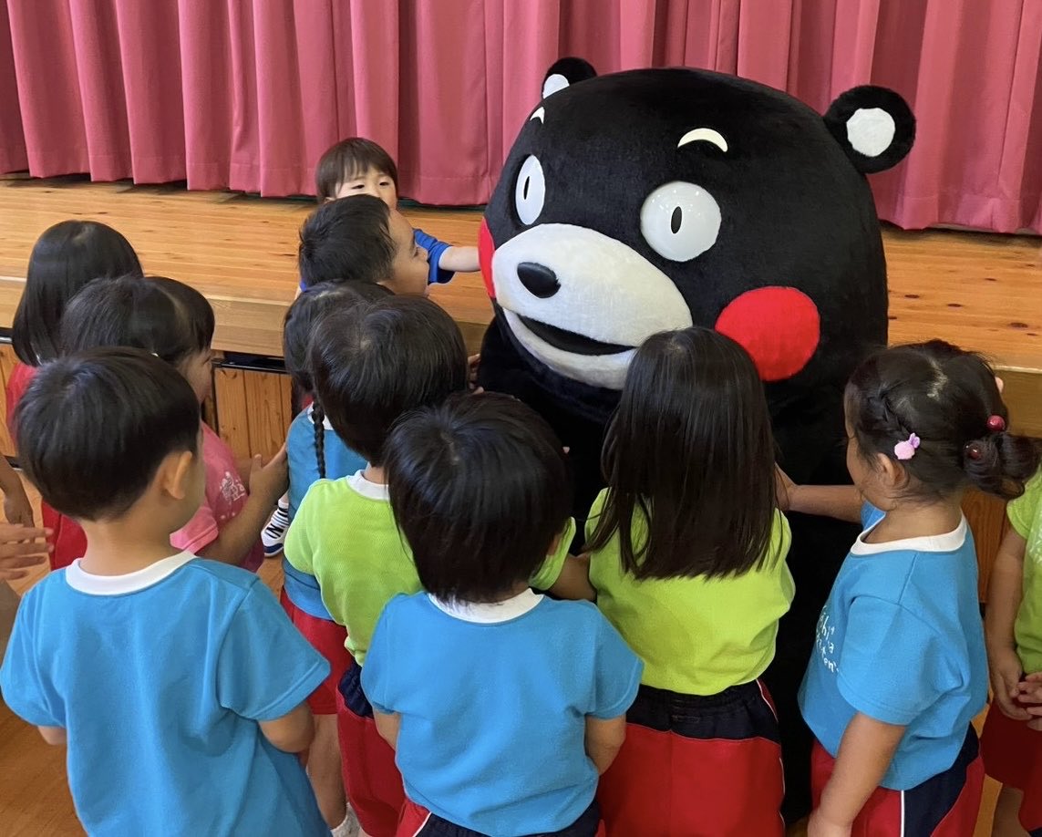55_kumamon's tweet photo. いつもたくさんの笑顔ばもろとるモン☆ https://t.co/0s9dfSUiBn
