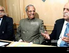 RAJAGOPALAN1951's tweet photo. Sonia Gandhi disqualification as MP for Belgium's Order of Leopold. In 2009 @ECISVEEP  ruled by a 2-1 majority there was no need for an inquiry. 
Sonia Gandhi Scot free 
2 EC Quraishi Navin Chawla @INCIndia stooges opposed. 

Did @BJP4India demand resignation? 

Why now on SIR ? https://t.co/9RWvAVMwPt