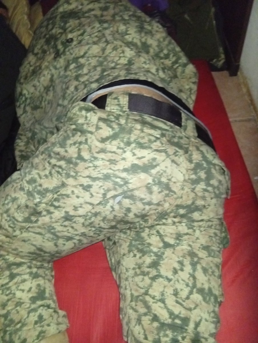 avila46093's tweet photo. Otro militar más 😋🥵 https://t.co/bDQZNAXBlQ