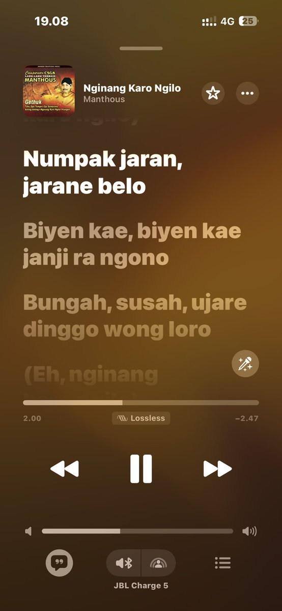 banyu's tweet photo. makan malem dngerin musik jawa serasa makan dikondangan org nikahan jawa https://t.co/Ht5DNjvnUq
