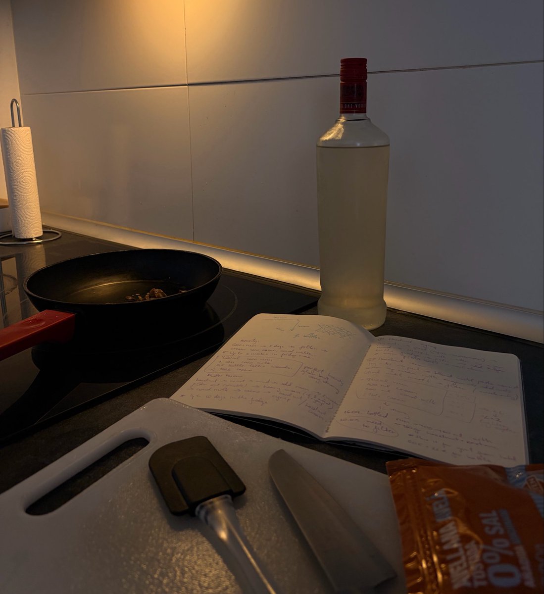 EvinaBaurova's tweet photo. Kid is sleeping after kindergarten 

And I’m again witchcrafting bottles in the kitchen 👀

@ReemsterX wish you were here sis🤍 https://t.co/NhKFjzBBCm