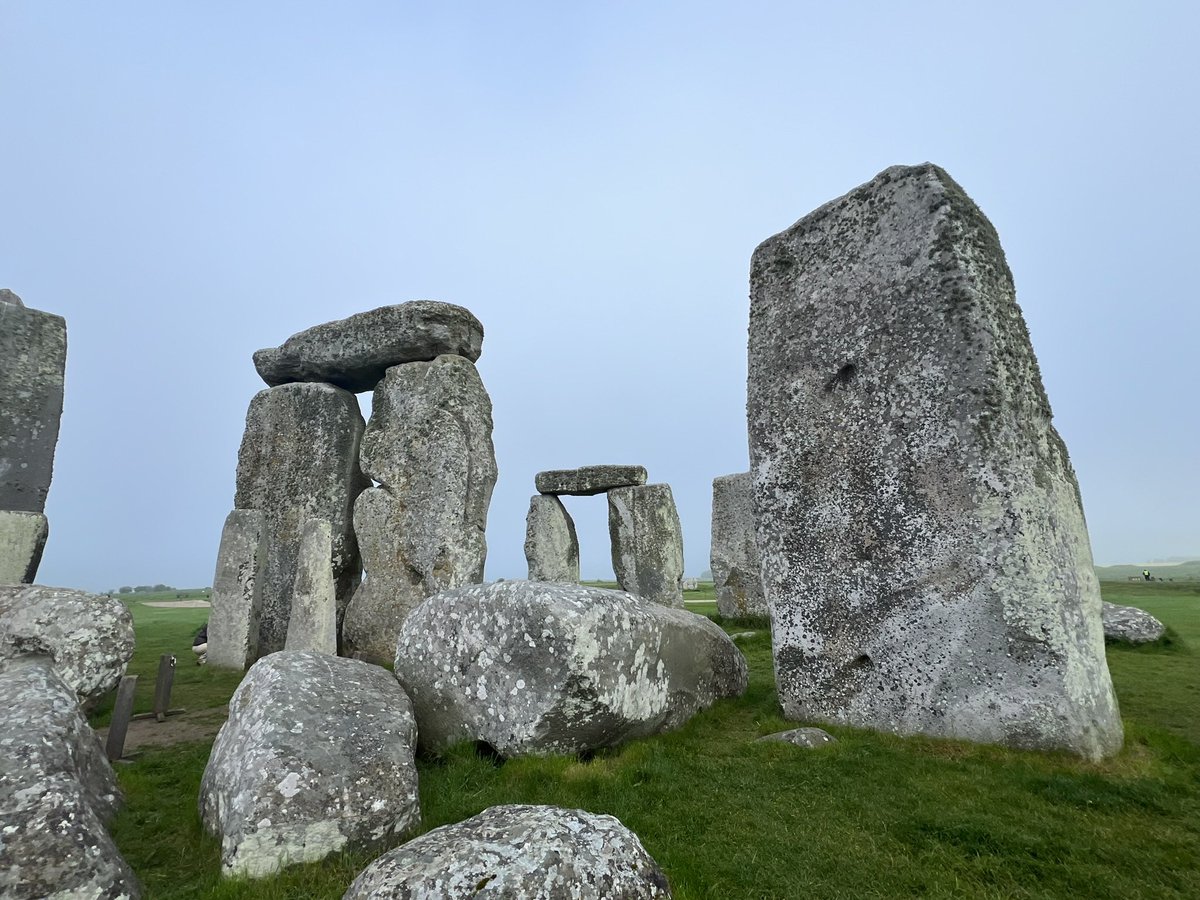 ST0NEHENGE tweet picture
