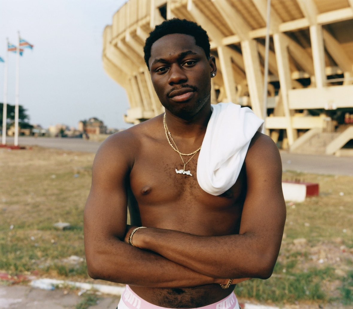 rvpfr__'s tweet photo. 🚨C’EST DE LA FOLIE !

TIAKOLA RÉALISE LE MEILLEUR DÉMARRAGE AU MONDE SUR SPOTIFY CETTE SEMAINE AVEC SON NOUVEL ALBUM "WPOINTM" 🤯🌍

+13,2M de STREAMS en un seul WEEK-END 🔥 https://t.co/oTp3ZRjhJW