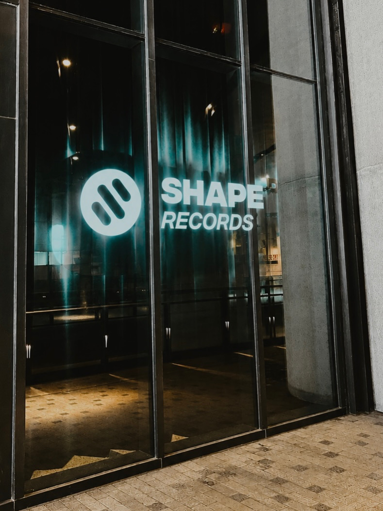 shape_records's tweet photo. Send Your Afro House track here!👇
https://t.co/0lwRXXXlqk https://t.co/6Yc9Mt9O69