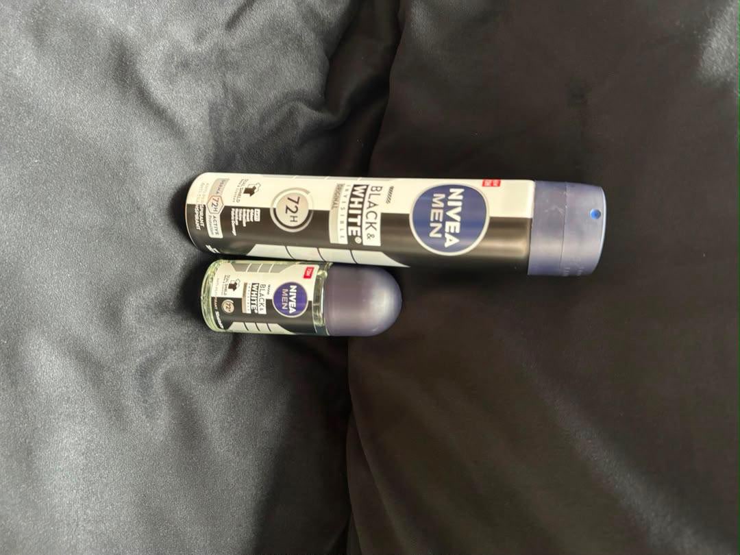 Silva_ojonimi's tweet photo. The fact that Nivea Black &amp; White is unisex makes life easier. Everybody can mind their business and use their own😂 https://t.co/jhlRckyfBE