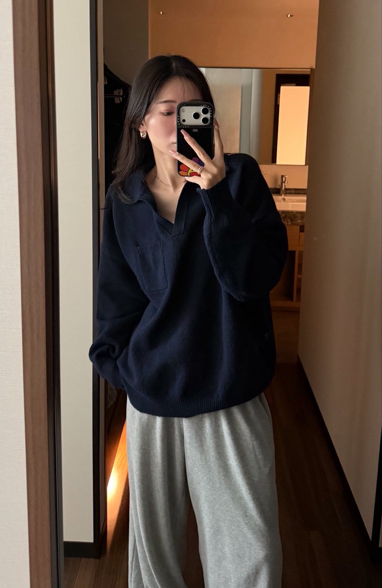iampowanchan's tweet photo. スウェット合わせも可愛いポロニット https://t.co/oNQCLHx5m9