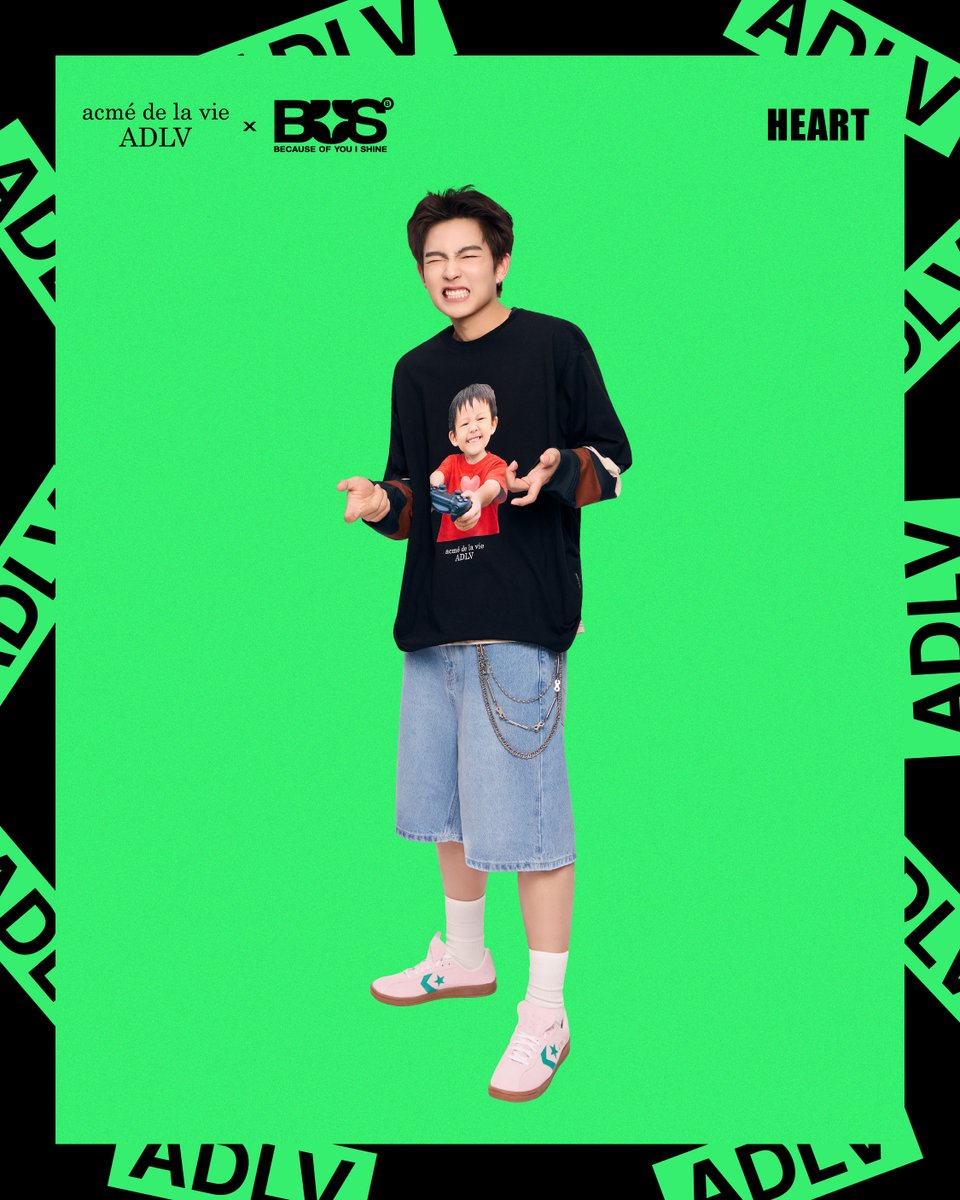 Adlv_Thailand's tweet photo. ADLV × BUS Exclusive Collection 🖤

HEART
"คาแรกเตอร์ฮาร์ทดูเป็นเด็กเล่นเกม ตอนแรกจะดีไซน์เป็นนั่งอยู่บนโต๊ะคอมด้วย แต่กลัวว่าจะเข้าใจยากเกิน เลยเป็นถือจอยเกมแทน"

“The character is inspired by me as a kid who loved playing video games. At first, we considered designing me sitting at a computer desk, but we were worried it might be too difficult to understand. So, we decided to have the character holding a game controller instead.”

Available from 5 October 10.30 AM onward
📍 POP-UP EVENT : Siam Center, Atrium 2, G Floor
🛒 ONLINE : LINE Shopping @ adlvthailand

For more details: LINE Official Account @ adlvthailand

#adlvthailand #ADLV
#HEARTchuthiwat #ADLVxBUS #BUSbecauseofyouishine