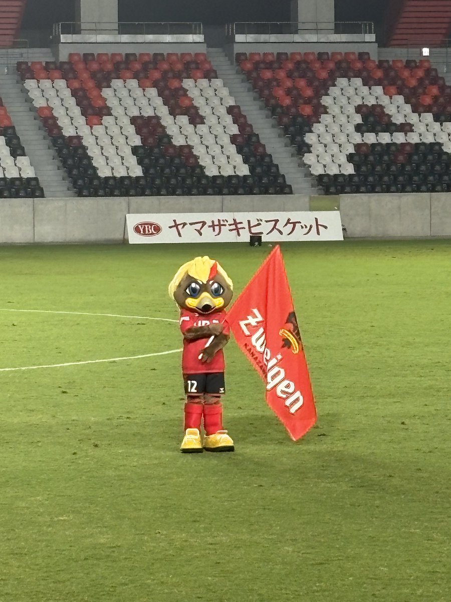 mamamapowell's tweet photo. まじでいいスタジアムだった、これがJ3なんか……
#清水サポ金沢遠征
#金沢ゴーゴーカレースタジアム
#金沢スタジアム https://t.co/Y1JXQpLmV7
