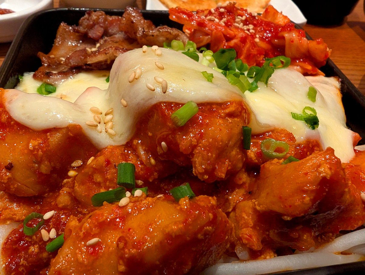 T2C_'s tweet photo. 食の喜びを知りやがって https://t.co/ofoxy0m18Y