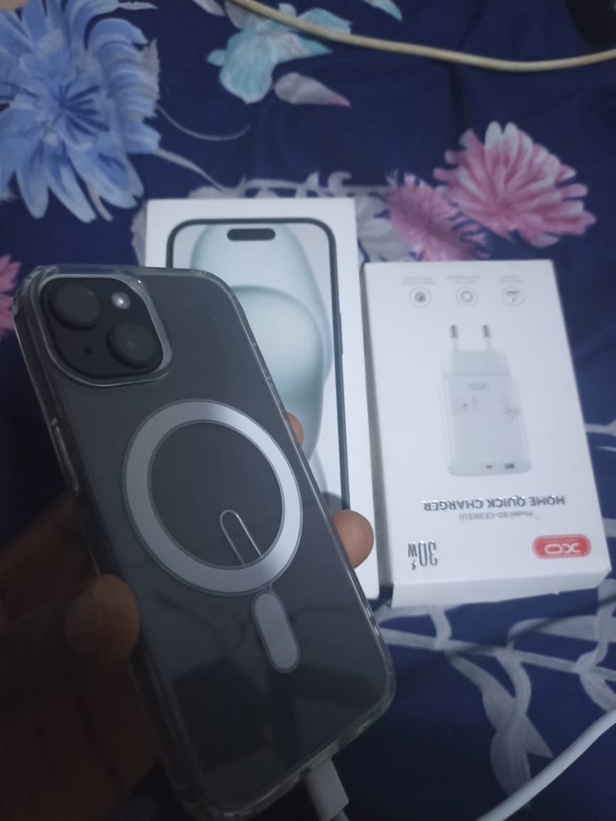ToBiLagostc's tweet photo. I got myself an iPhone 15 just to be running this X account 😂😭
Abeg, make una engage my posts oo. I no buy 15 to dey tweet to myself. 😂 https://t.co/VigGoCqnRH