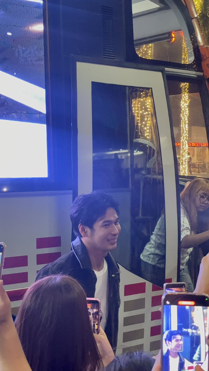 _wilbeathere_'s tweet photo. GWAPOOOOO

WILBERT PARUPARO SAWISHBUS https://t.co/4Mkx7GiPAA