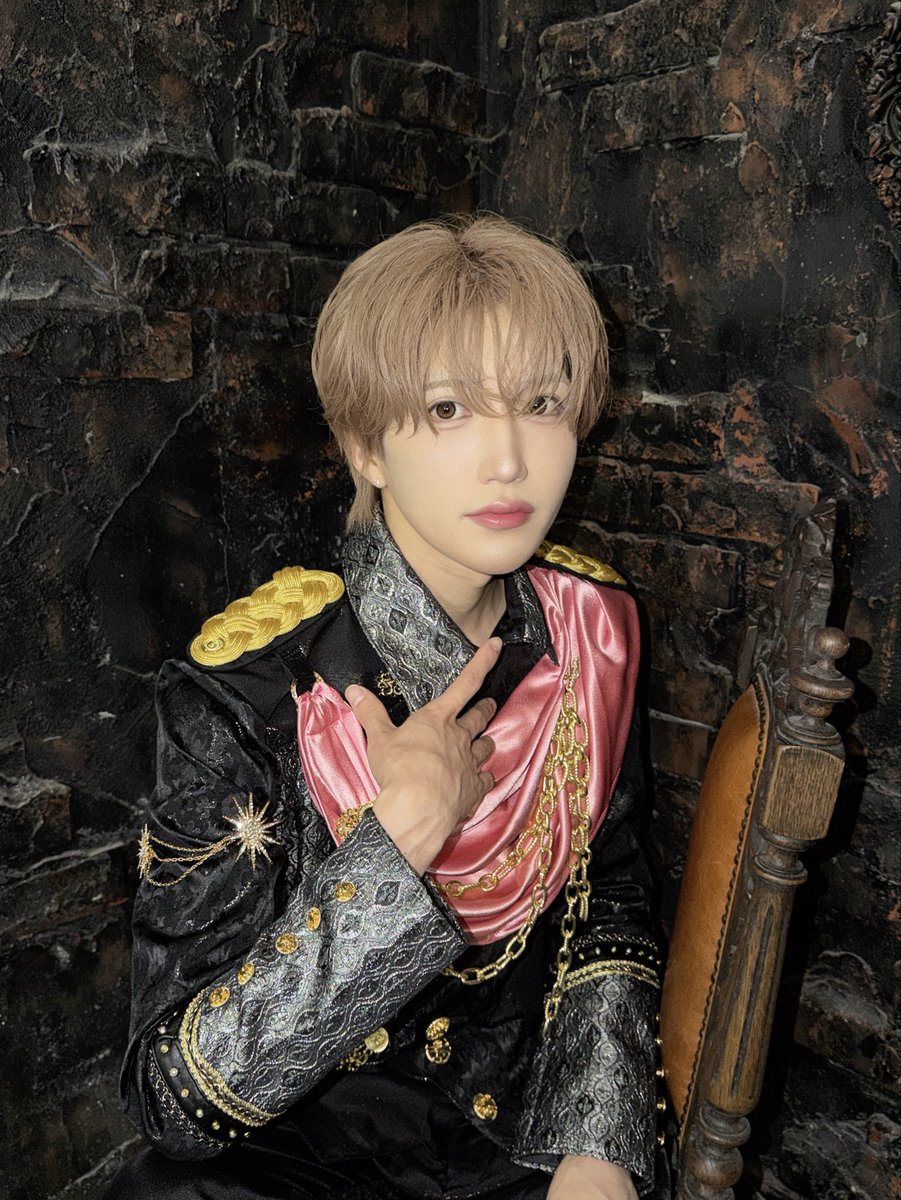 nagi_Lpdx's tweet photo. 🤴🏻🩷 https://t.co/XsWqMxd6tM