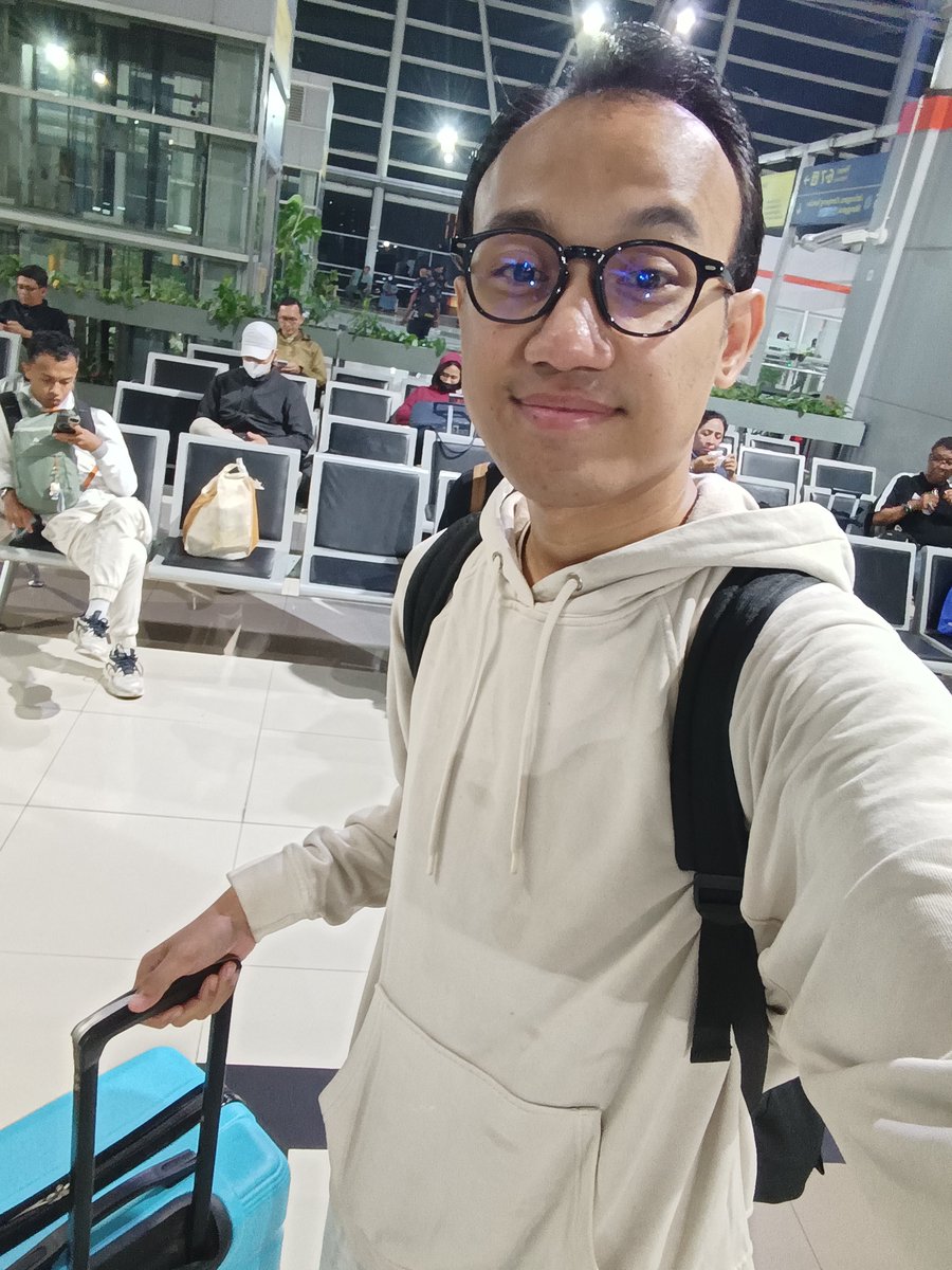 malvinfdnsh's tweet photo. Jogja, please semoga kerjaan ku disini dilancarkan dan dimudahkan, Aamiin 🥹🙏 https://t.co/Xna1UceUSI