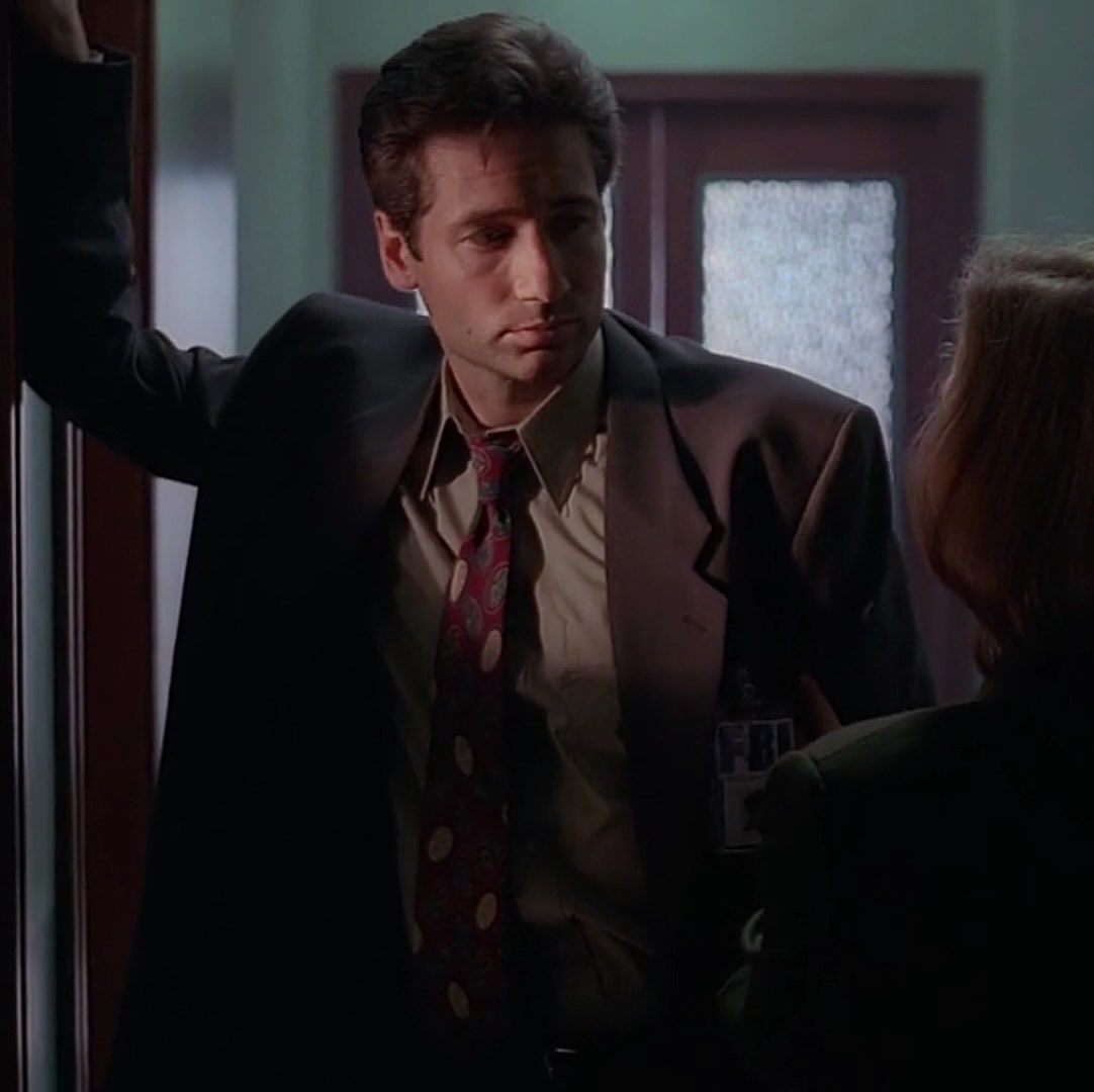 xscullybb's tweet photo. xfiles | squeeze https://t.co/4P4ViFvucm
