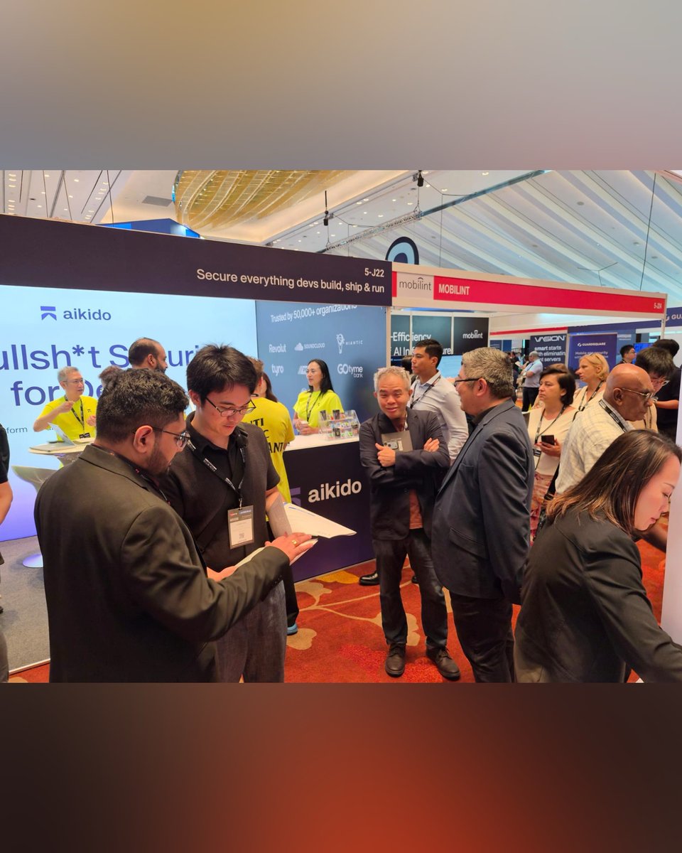 MotadataSystems's tweet photo. Day 1 at Tech Week Singapore: great conversations on tool sprawl, alert noise and closing the gap between monitoring and the service desk.
In Singapore? Day 2 is tomorrow. Find us at Stand 5-K23, Level 5.
#TechWeekSingapore #CloudAIInfrastructureAsia #Observability #ITSM https://t.co/8bcD5ODuQN