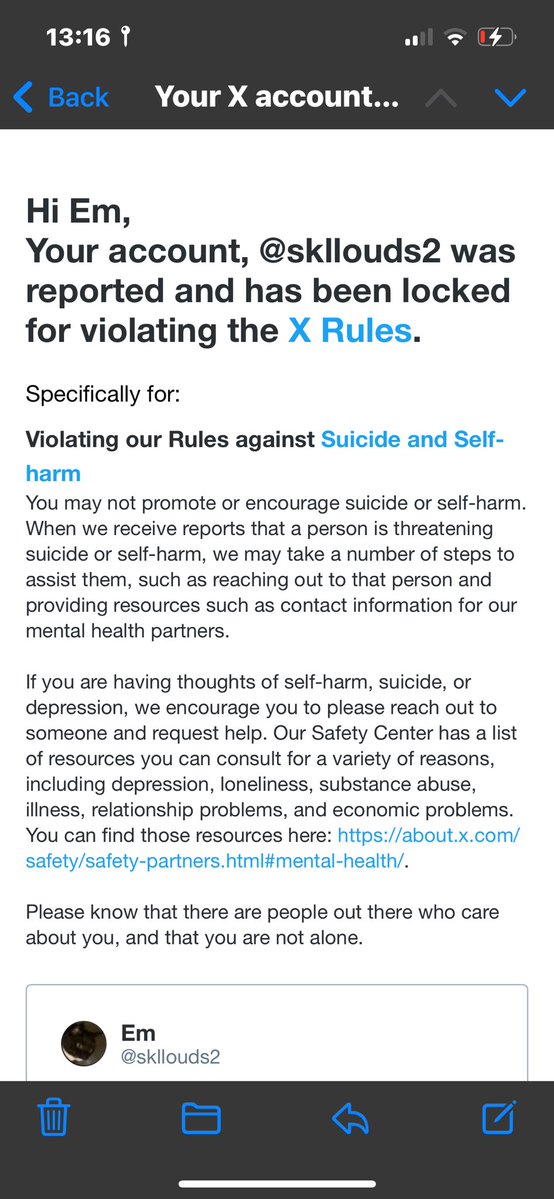 skllouds2's tweet photo. funny how I only get reported after blocking a certain weirdo🫩 https://t.co/MEKlud3Ny1