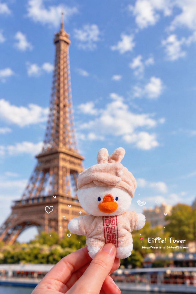 OhAeofClovers's tweet photo. Today Papi @PingOfHearts brought OhAe around to explore Paris 🇫🇷 💖

🍼₊˚⊹ ᰔ #OhAe #โอ๋เอ๋ @OhAe_Domundi https://t.co/0Y49RAdZlO