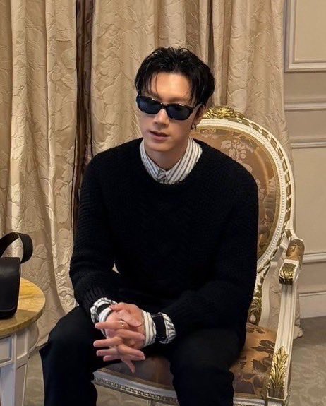 noojoeii_'s tweet photo. แค่เปิดโลกก็เปลี่ยนจริงๆ

#TENtoParisFashionWeek https://t.co/dEWtPO8QK9