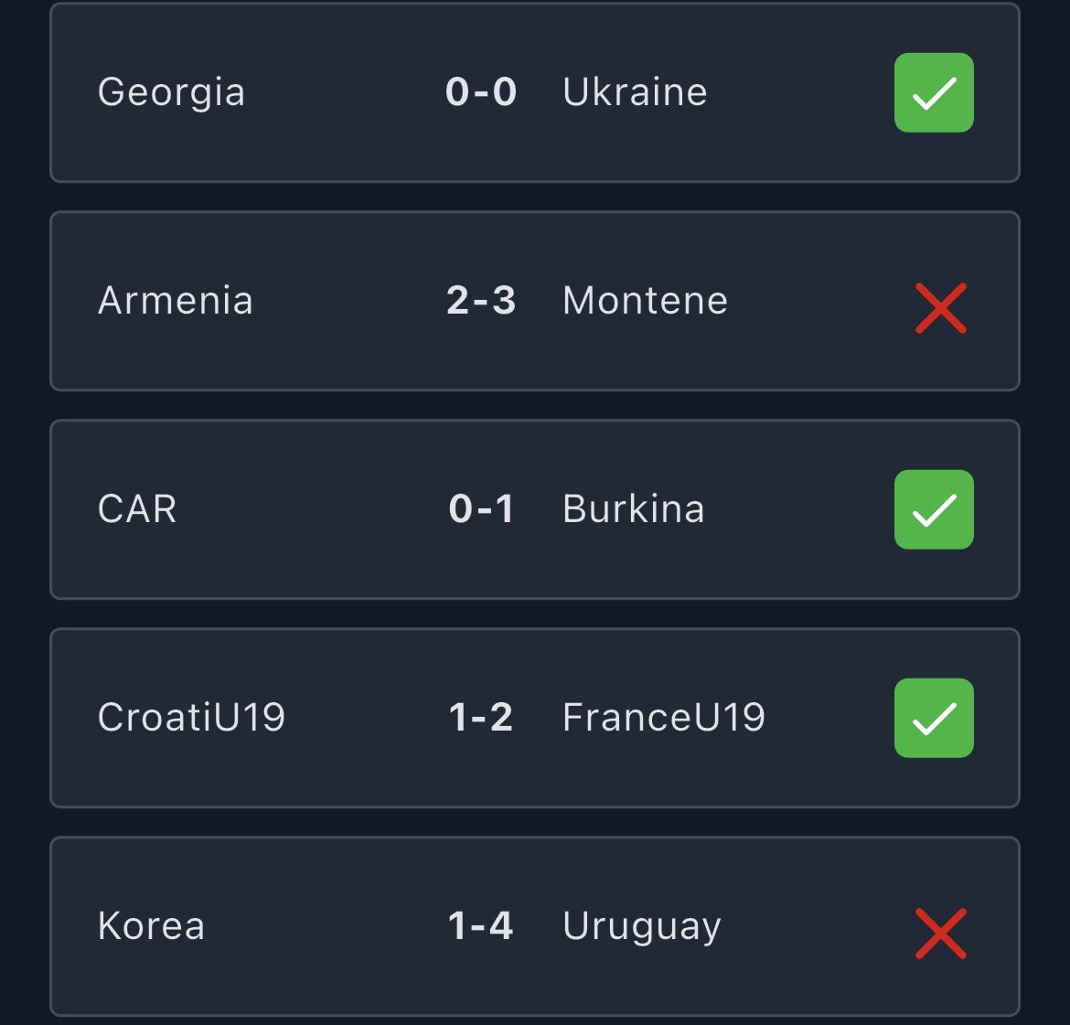 MWO_Prediction's tweet photo. Swipe to see our yesterday’s scorecard 🔥🔥🔥
We predicted 12 games 💥💥💥
✅7 won
❌ 4 loss  
And one cancelled 

Download the MWO app for your smarter predictions ⚽️💙
#fypシ゚ #MWO  #footballgame #predictions https://t.co/4Qp8expiN3