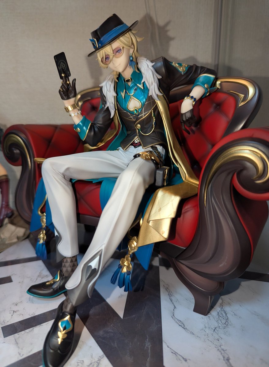 GRISEXAM's tweet photo. イケメンが過ぎる https://t.co/4gS2m1z310