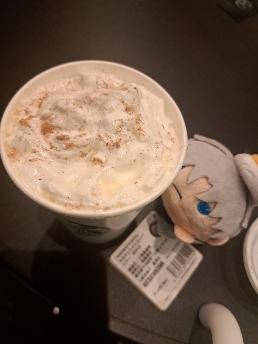 mk_t980's tweet photo. 先行販売〜〜〜ん。
ナツメグは私の口には合わぬ。けど🎃美味かった♡ https://t.co/6l6dNCQqgR