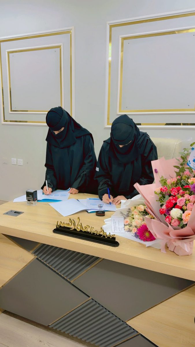 wadqsayalah's tweet photo. ضمن برامج جمعية ودق للتنمية الاجتماعية لتعزيز مشاركة المجتمع، جاءت مشاركة منسوبي الجهتين في فعاليات الاحتفاء باليوم الوطني السعودي 96، ترسيخًا لقيم المواطنة والانتماء، وتعزيزًا للتكامل المجتمعي.

وفي إطار الترتيبات المسبقة، تم الي��م الثلاثاء 29 سبتمبر 2026م توقيع شراكة تعاون بين ودق والمجمع التعليمي بجمعة ربيعة، بما يعزز مجالات التعاون ويخدم المجتمع المحلي.

#جمعية_ودق #اليوم_الوطني_السعودي96 #شراكة_مجتمعية