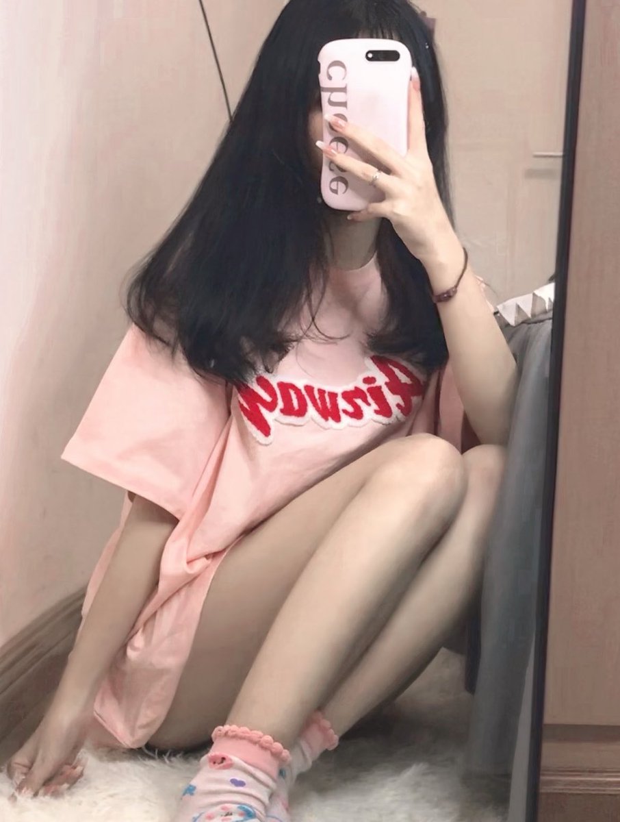 CraigBell21ul's tweet photo. 刚玩x～刚拍的，上供

有人想锐评一下我13岁的燥福嘛 🥹   

看完不许瞎说，赶紧看，我要删了… https://t.co/zAwaeNObUA