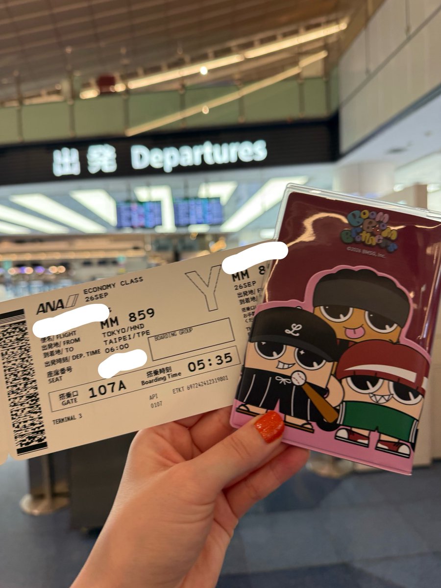 BE1_BESTY's tweet photo. 台北公演行ってきました🤟
ハードな日程すぎて、帰ってきたら2kg痩せてました☺️
台湾の人たちすっごい優しくて、困ってた時に何回も救われました🙏
写真は現地BESTYにいただいたプレゼント🎁現地BESTY温かくて嬉しい😭💓ありがとうございました😊

#BF_World2026 #BF_WorldShowcase2026
#BF_WATCHME https://t.co/c1s3e0LypT