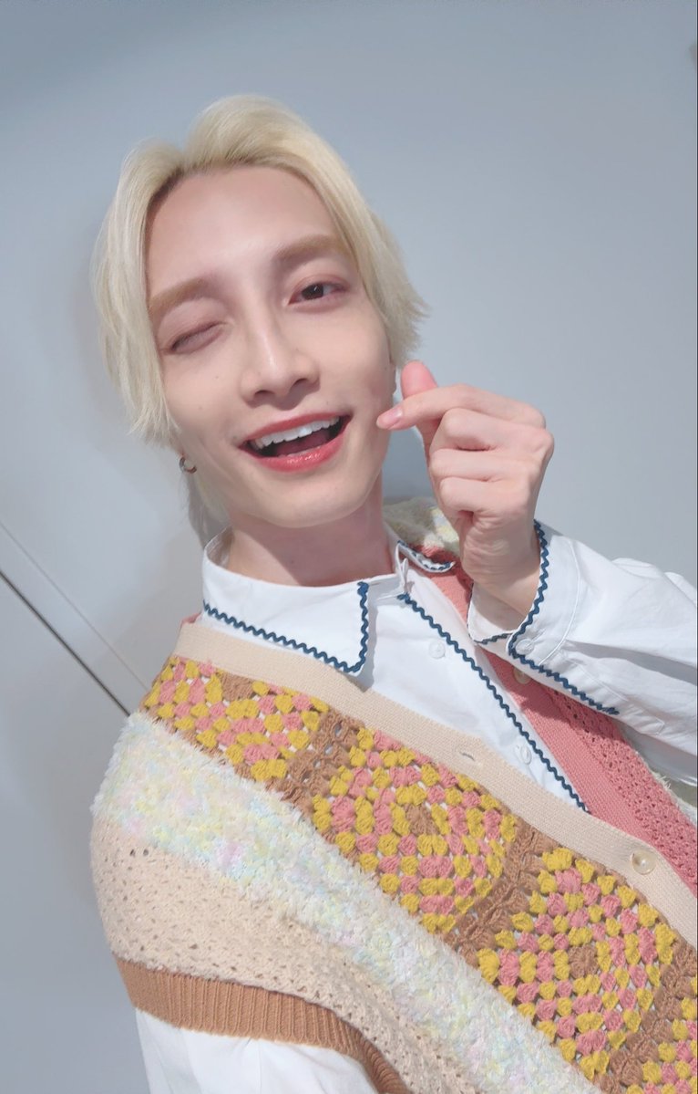 SumiyaTetsuei's tweet photo. #パラライ 𝟒𝐭𝐡 𝐒𝐄𝐀𝐒𝐎𝐍 𝐊𝐈𝐂𝐊𝐎𝐅𝐅 𝐄𝐕𝐄𝐍𝐓 ご来場ご視聴頂きありがとうございました！！！！！

盛りだくさんであっという間でしたね、！！

皆さん生の反応を感じることが出来てとても素敵な時間でした！！！

4th シーズンも大波乱の予感、、！！

ぜひお楽しみに！！ https://t.co/VUDOLD3zVa