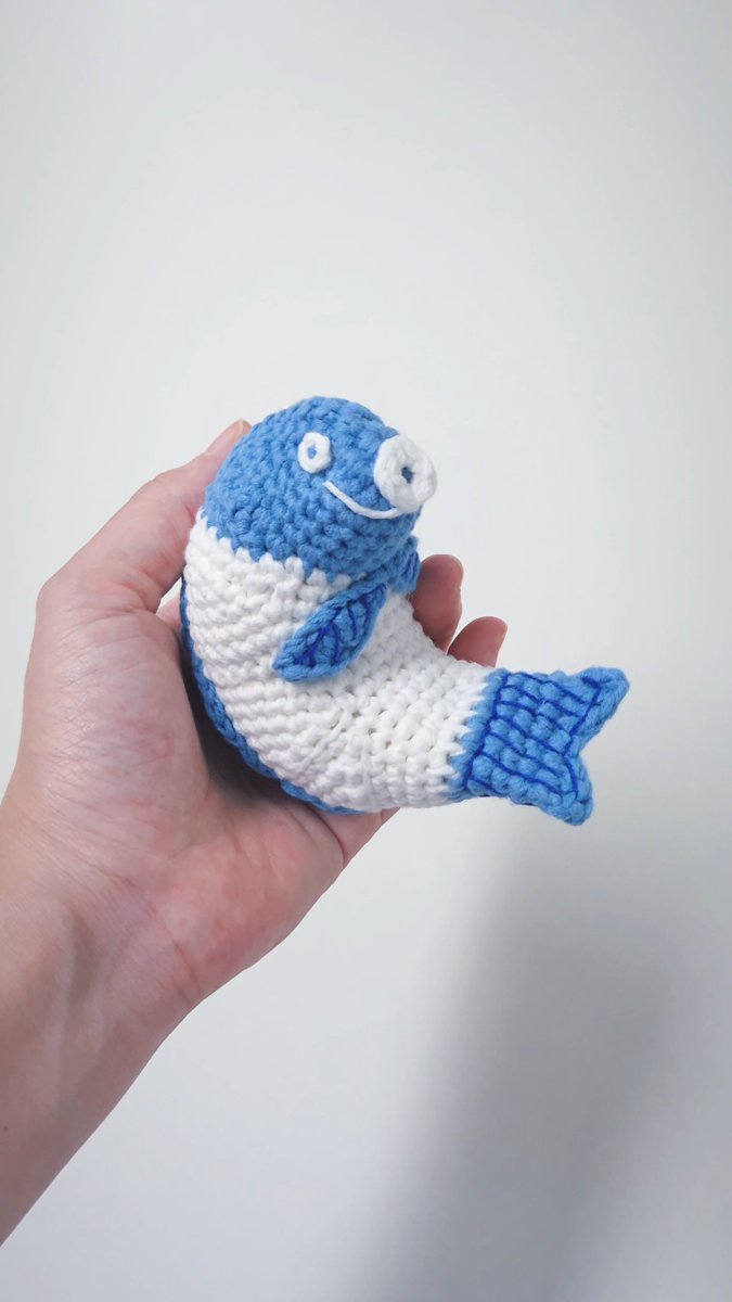 moomoomomzip's tweet photo. 백자 잉어모양 연적🐟🧶 https://t.co/CGJeyIH8ZD