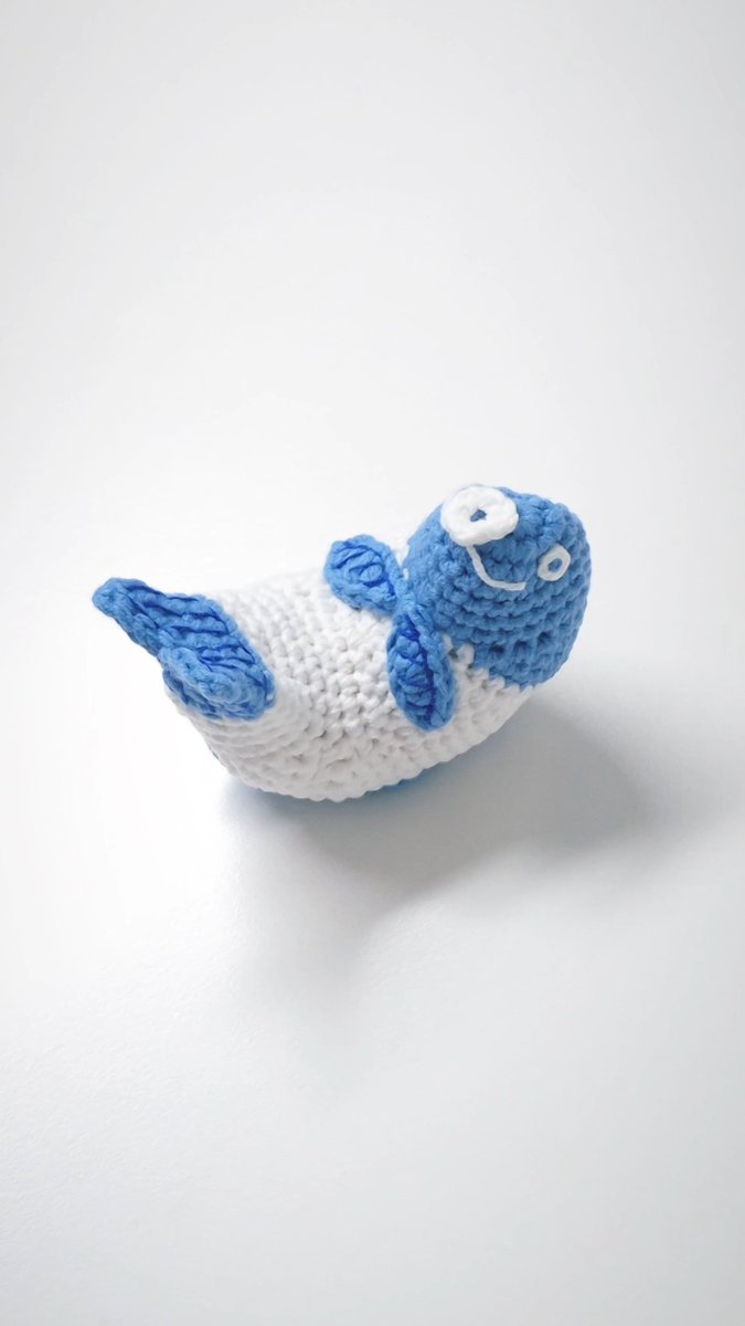 moomoomomzip's tweet photo. 백자 잉어모양 연적🐟🧶 https://t.co/CGJeyIH8ZD