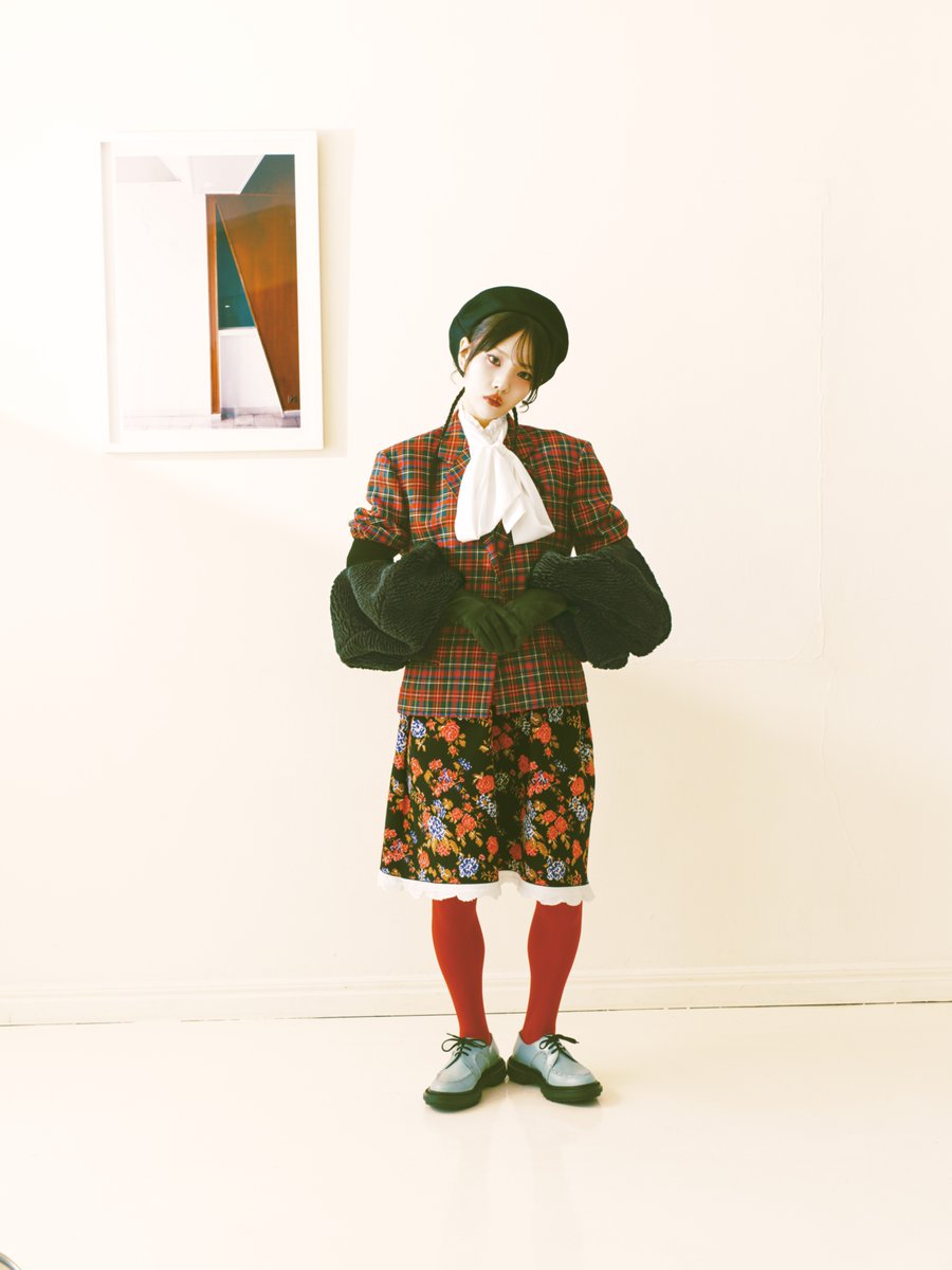 PhantomSiita's tweet photo. 🤍お知らせ🩵

Zipper 2026年秋号🍁
9月30日(水)発売

#美雨 と#百花 がモデル出演ｻｾﾃいただいておりﾏｽ!!εïз
チェキのプレゼント企画も。。!?

全国の書店で購入デキるﾖ🦋📕

購入ﾘﾝｸはｺﾁﾗ
【Zipper2026年秋号 Oriens版】
https://t.co/jfzVivruxv

【Zipper2026年秋号 乃木坂46版】
https://t.co/sAp2nbpY5e

#ファントムシータ #Zipper #Zipperjp 
@zipperjp 
@ps_miu1117
@ps_moka1020