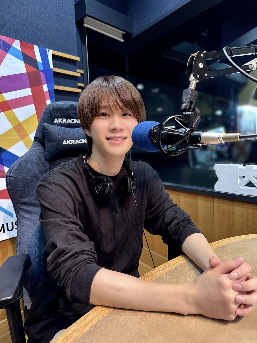 jr_official_X's tweet photo. 【 Radio📻 】

今週の『 #カンバリ！』は...🌃

前半は #嶋﨑斗亜 がひとりで🎙️💨
後半は #伊藤篤志 と #濱出顕斗 が加わった3人でお届けしました💬💬💬

お聴きいただいた皆さま、ありがとうございました🌟

#関西ジュニア #Boysbe https://t.co/au0MquJYPU
