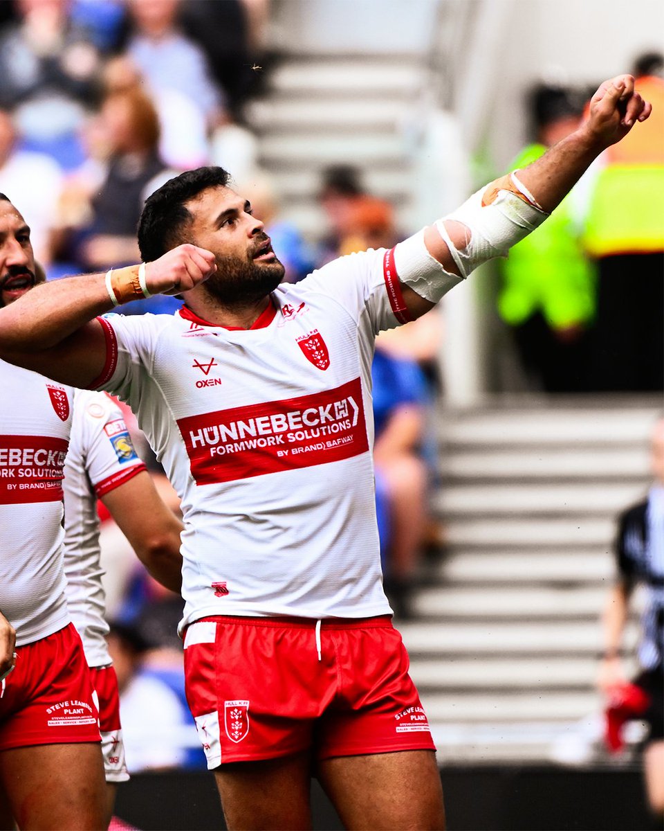 hullkrofficial's tweet photo. Rhyseeeeeeeeeeee 🫶 🗣️ 

All the best at the World Cup and in your new role at the Chiefs, Rhyse! 🤝 🇵🇬

#UpTheRobins🔴⚪️ https://t.co/7j5RNIKkKn