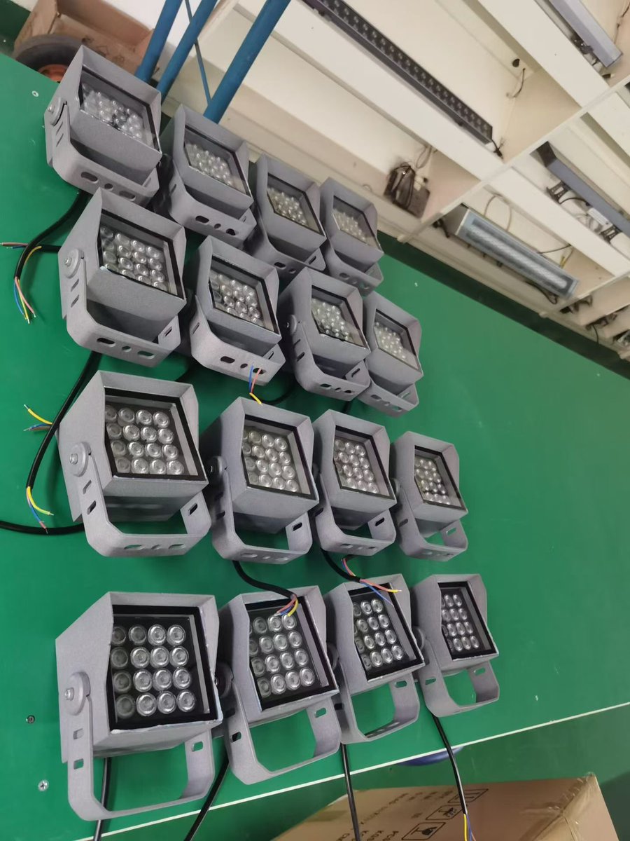 ABC_LEDS's tweet photo. #ledspotlight #ledfloodlight #ledgardenlight https://t.co/hmr4WDdbvO