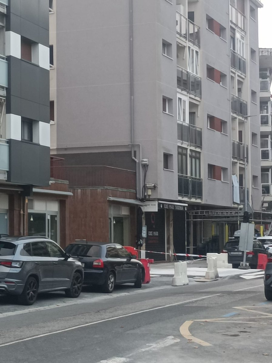 gipuzkoagaur's tweet photo. Los vecinos del Antiguo tildan de «inadmisible» la saturación de la OTA y exigen plazas exclusivas para residentes.

https://t.co/bA9rHkY3bs 

#antiguo #OTA #donostia #sansebastián #residentes https://t.co/CMxZDhT32b