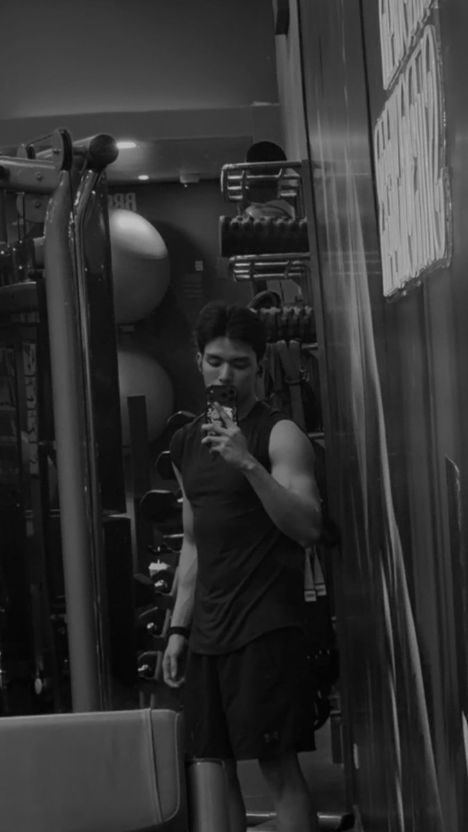 uuui__u's tweet photo. [2026.09.29]
𝗜𝗚𝘀 : net_siraphop

🖤💪🏻

#netsiraphop #HAPPINET https://t.co/7SsWMcfkpI
