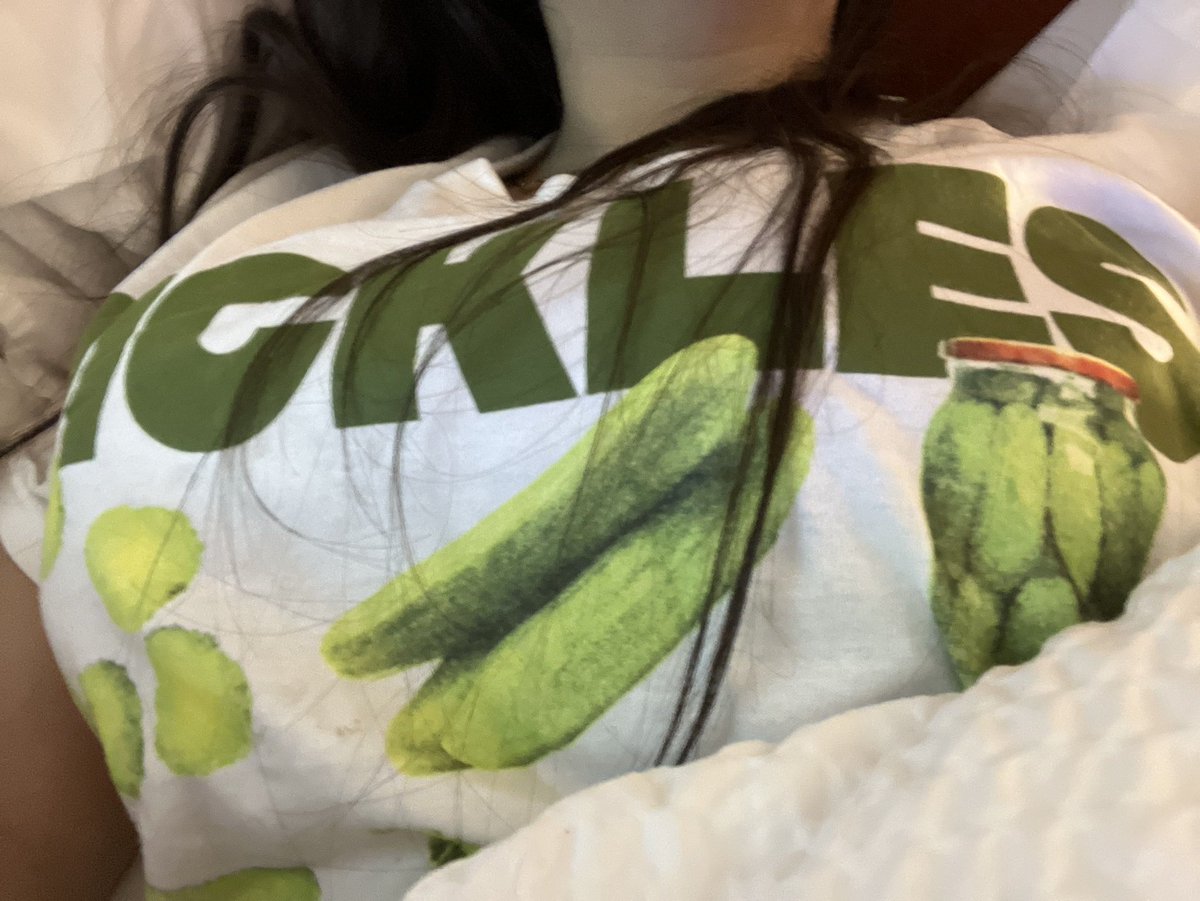 xdbestpage's tweet photo. Need a dada to talk me through it pls moots?
#nsfwtwt #freaky #horny #friends #discord #moaning https://t.co/v6cbUDMeWg