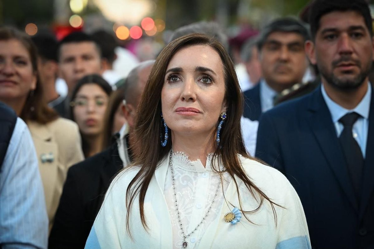 VVNoticiasX's tweet photo. "La legitimidad del Estado se basa, ante todo, en su capacidad de proteger a los más débiles, vulnerables e indefensos, aquellos cuya voz no siempre es escuchada: los niños por nacer, las madres en situación de vulnerabilidad, los ancianos, los enfermos y los desposeídos"
V.V. 🇦🇷 https://t.co/WkEoXLmfgS