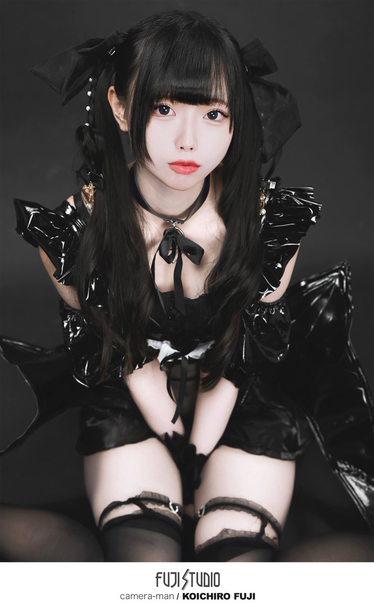516cm's tweet photo. ⿻portfolio #Cosplay
⿸concept photo
model / 衣装¦蒼井 梨癒
model ID¦@aotololo
cam¦516 @516cm
location¦FUK / studio
studio ID¦@x_fujistudio_x
#スタジオポートレート
#516classics https://t.co/6gfnipvTMj