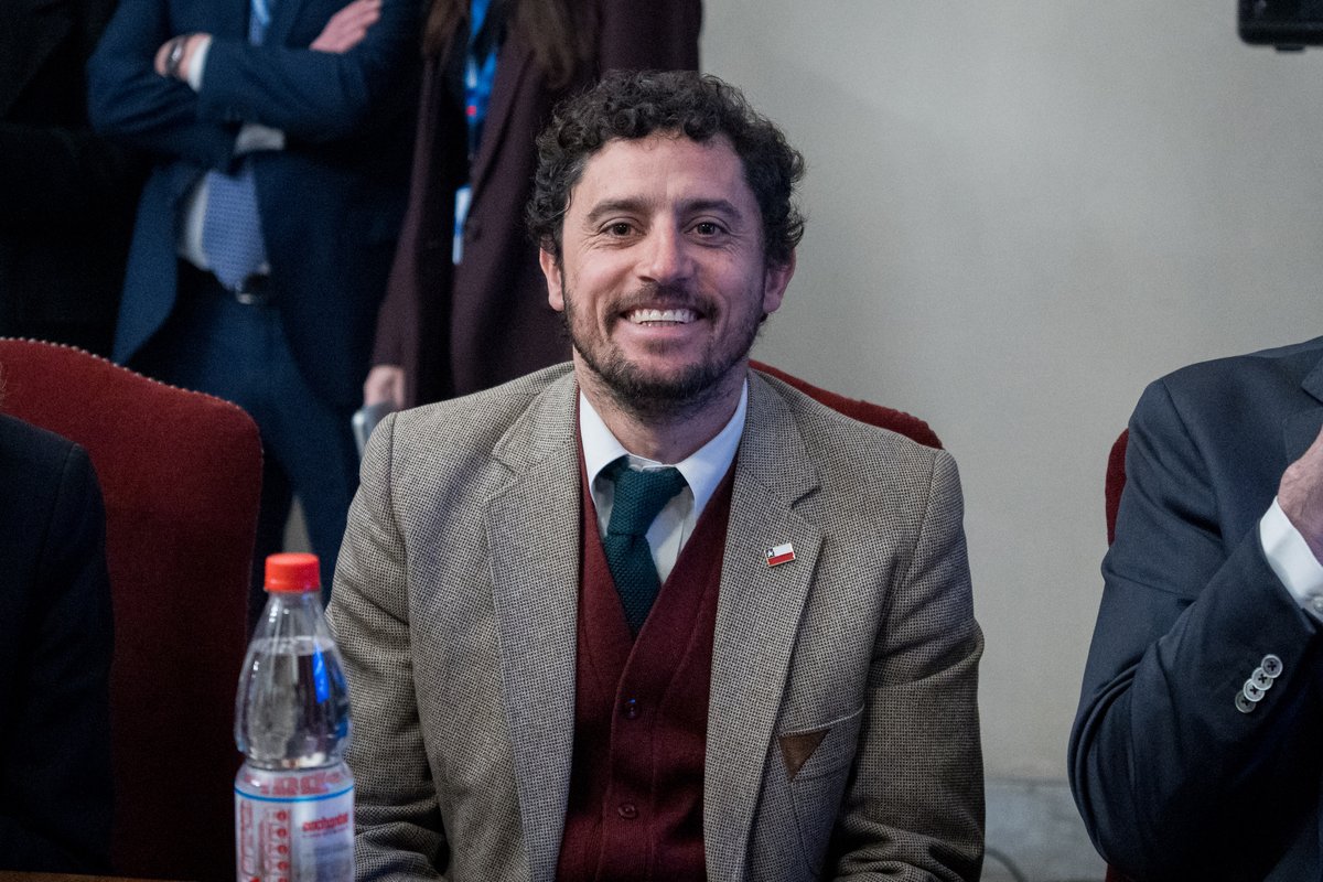 SubseBBNN's tweet photo. El subsecretario Peró participó esta mañana de un nuevo Consejo de Gabinete de Subsecretarios liderado por el Presidente Kast, en el Palacio de La Moneda. https://t.co/kob3rpTApt