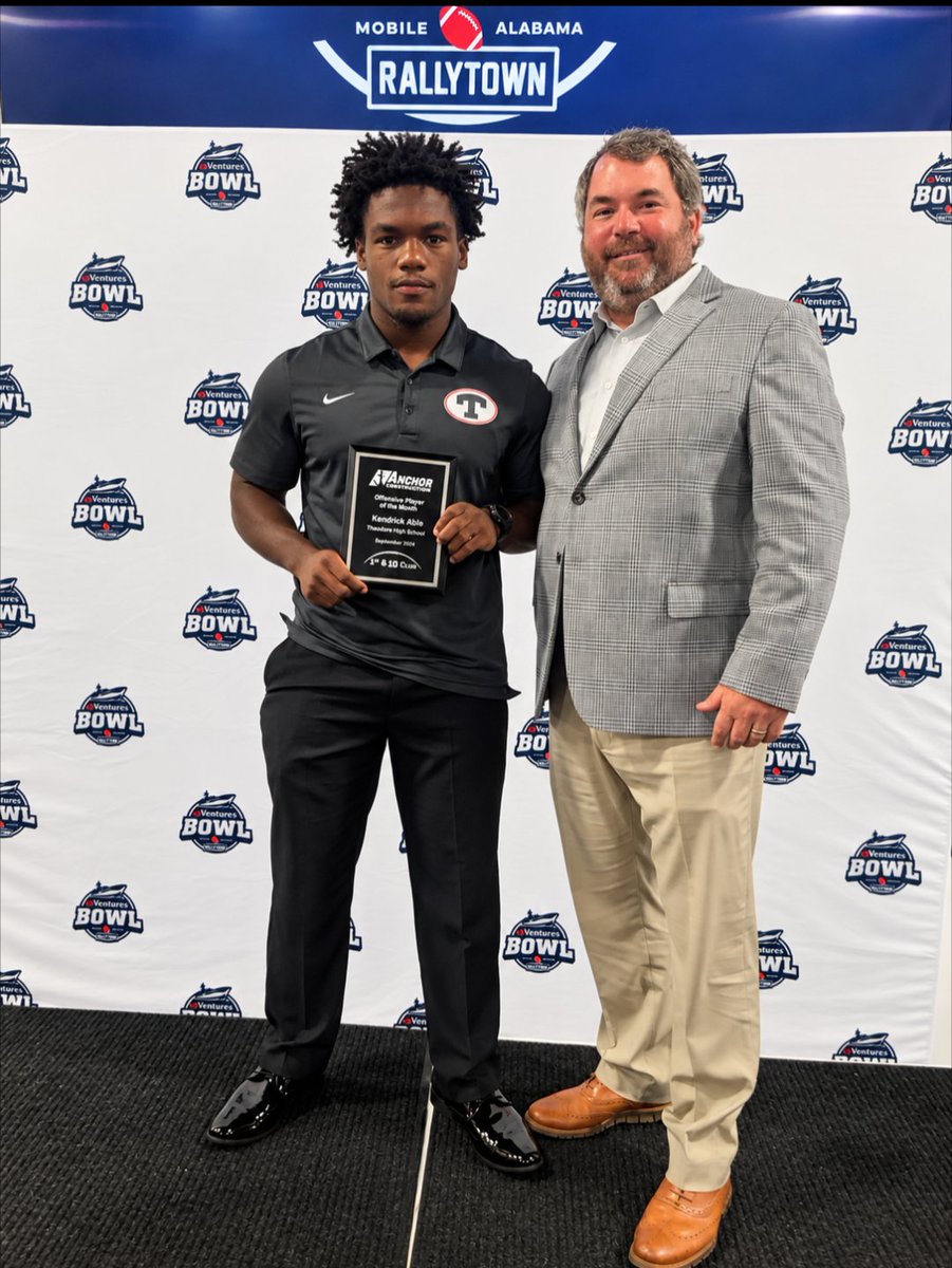 AbleKendrick's tweet photo. Offensive Player Of The Month 
AGTG https://t.co/wXBdcLyZzj