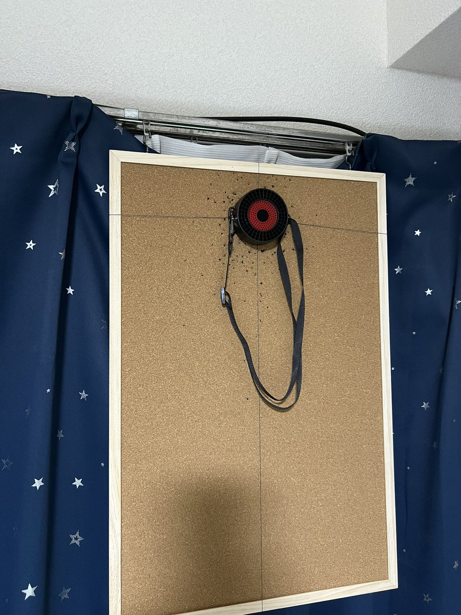 inPuMi's tweet photo. お金がないので、ポータブルブルを買って家で練習 https://t.co/b7yBASOFjM