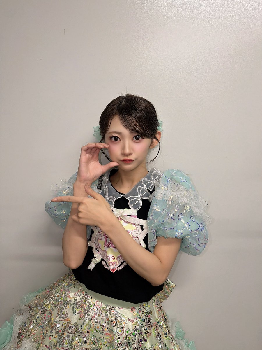 kana_cs1111's tweet photo. アリーナツアー有明1日目！
ありがとうございました✨

平日にも関わらず、
たくさんのきゅーてすとが来てくれて
本当に嬉しかったです🪽

みんなの笑顔や一緒に手を振って楽しんでくれている姿が見えて幸🙂‍↕️

明日も有明！
来てくれるみなさまっ！
一緒に楽しもうね🧚🏻

#CUTIESTREET #きゅーすと https://t.co/GIhJwhuQVB