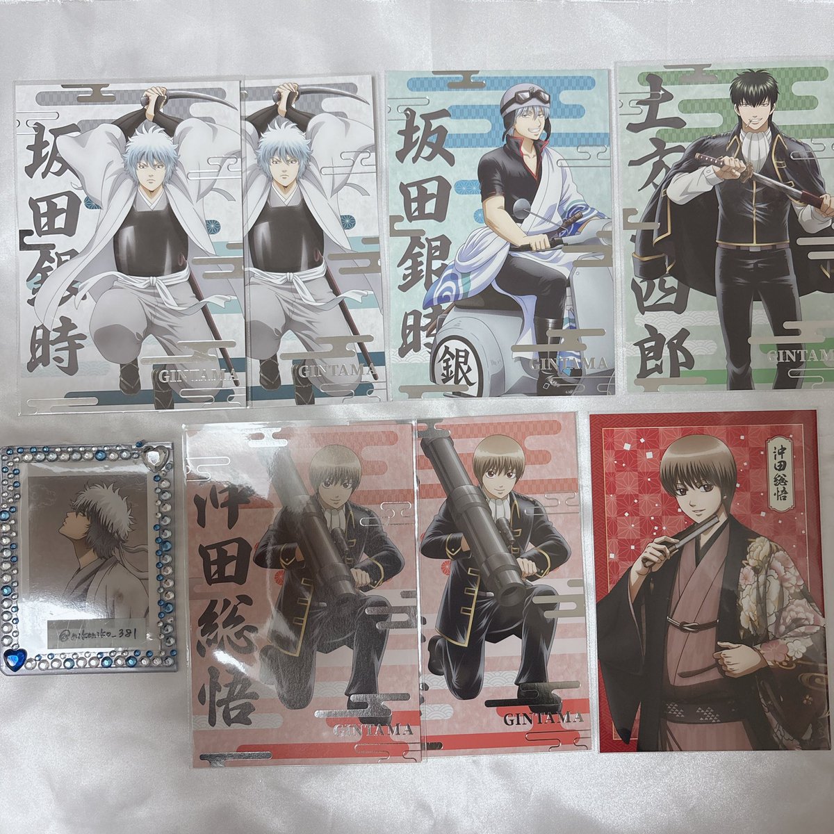 piyopiyo_O2's tweet photo. @0 【交換】銀魂 過去 現代 吉原大炎上 片面花柄和装 手入れ クリアカード 特典 ポストカード 缶バッジ ぱしゃこれ 

譲:画像1～5

求:ツリー2枚目＞3枚目＞他 異種銀時

1枚目は優先度の高いものとの交換優先
ミニ色紙攘夷志士は厳しめ(6枚目上段のいずれかと他複数提供いただける方最優先) https://t.co/5LvtYaTv3S