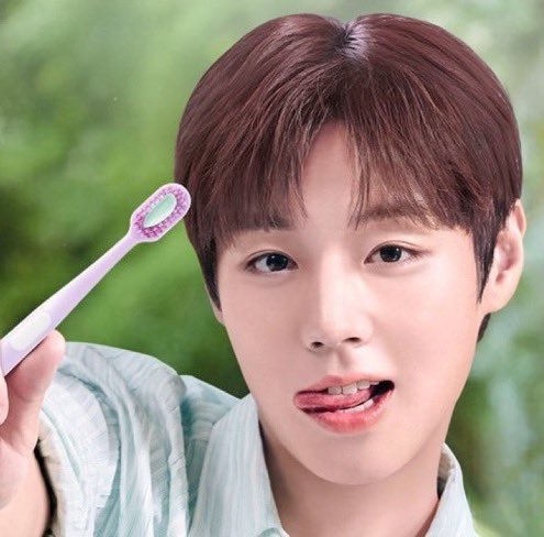 _POODONG_529's tweet photo. 나 근데 ㅇㅣ사진 증맬 좋아 
띨롱 나온 햇바닥이랑 앞니 두톨이랑 통통한 쌍커풀 애굣살이랑 똘망똘망한 눈이랑 걍 다 완벽해 https://t.co/vD6KoaHHmG