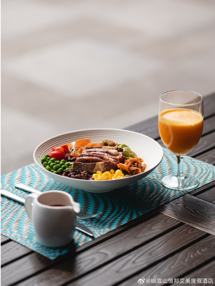 DedyCandrani's tweet photo. This is the 该静钢悦餐, a delightful meal that combines tranquility, quality ingredients, and satisfying flavors! https://t.co/5ePJWqugFc