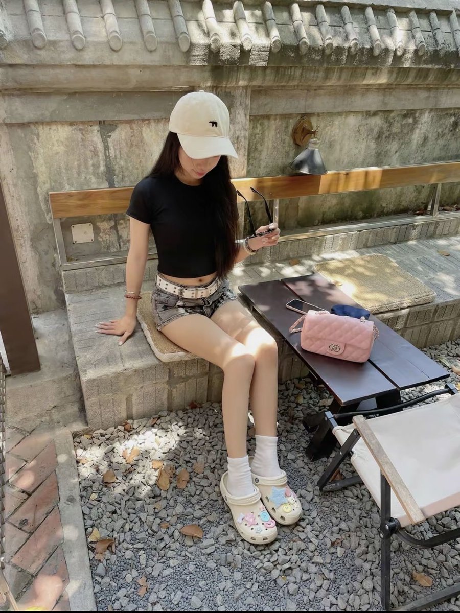vanyen2007's tweet photo. xinh hongg https://t.co/KRHXXnmtmt